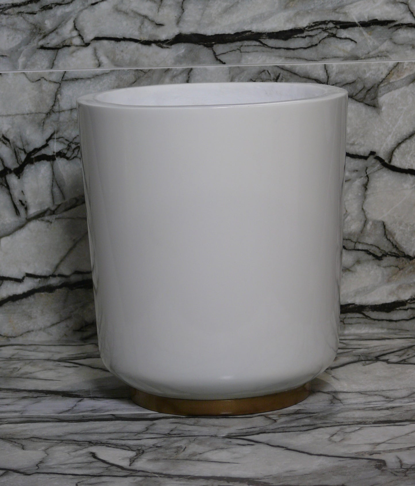 Tusca Round Gloss Planter