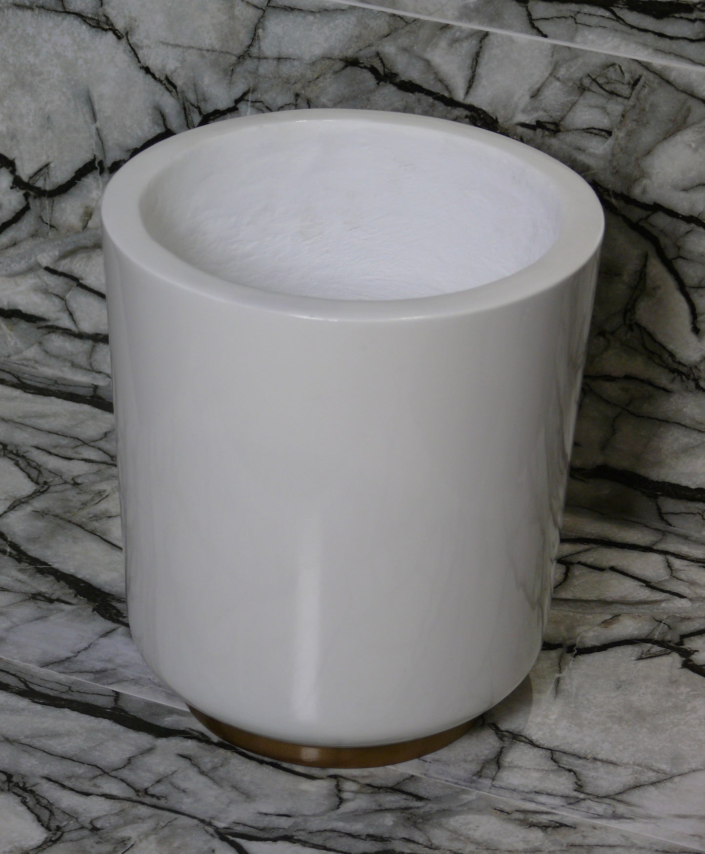 Tusca Round Gloss Planter